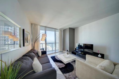 Condo in Miami, Florida, 1 bedroom № 2254142 - photo 7