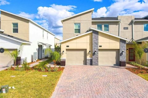 Condominio en Davenport, Florida, 3 dormitorios  № 2094775