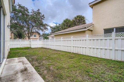 Casa en venta en Miramar, Florida, 4 dormitorios, 221.39 m2 № 1946019 - foto 27