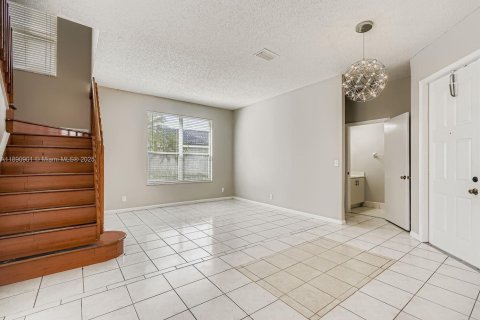 Casa en venta en Miramar, Florida, 4 dormitorios, 221.39 m2 № 1946019 - foto 6