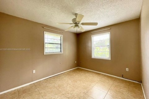 Villa ou maison à louer à Lake Placid, Floride: 3 chambres, 129.04 m2 № 1975516 - photo 13