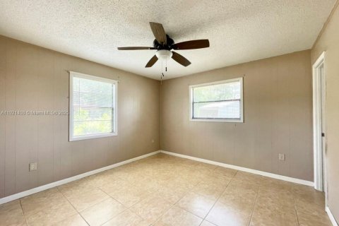 Villa ou maison à louer à Lake Placid, Floride: 3 chambres, 129.04 m2 № 1975516 - photo 8