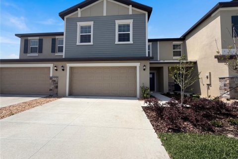 Adosado en Parrish, Florida 3 dormitorios, 208.19 m2 № 2120066