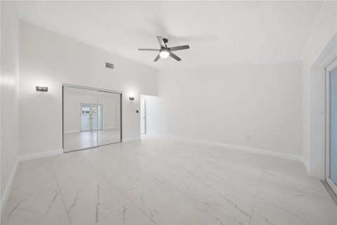 Copropriété à vendre à Bradenton, Floride: 3 chambres, 157.28 m2 № 2413700 - photo 18