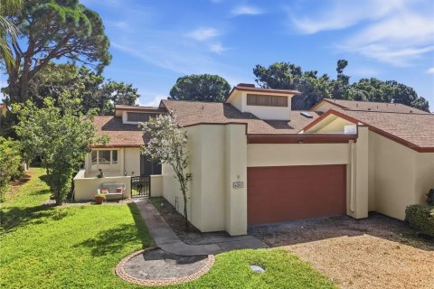 Copropriété à vendre à Bradenton, Floride: 3 chambres, 157.28 m2 № 2413700 - photo 2