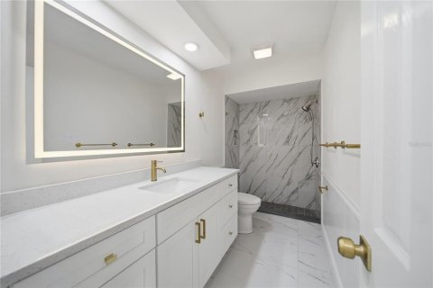 Copropriété à vendre à Bradenton, Floride: 3 chambres, 157.28 m2 № 2413700 - photo 13