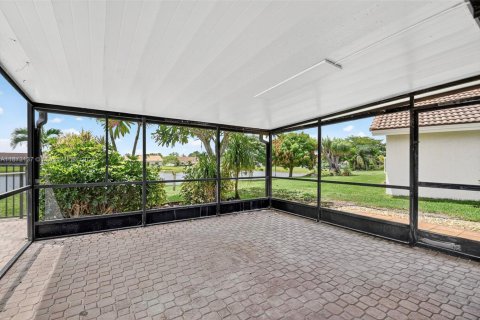 Villa ou maison à louer à Boynton Beach, Floride: 4 chambres, 277.41 m2 № 1927983 - photo 26