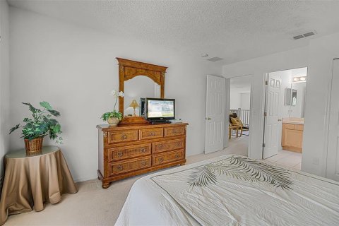 Casa en venta en Kissimmee, Florida, 6 dormitorios, 263.29 m2 № 1787348 - foto 13