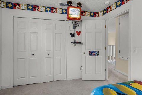 Casa en venta en Kissimmee, Florida, 6 dormitorios, 263.29 m2 № 1787348 - foto 18