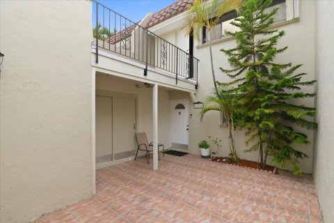 Touwnhouse à vendre à Plantation, Floride: 2 chambres, 202.06 m2 № 2250788 - photo 3