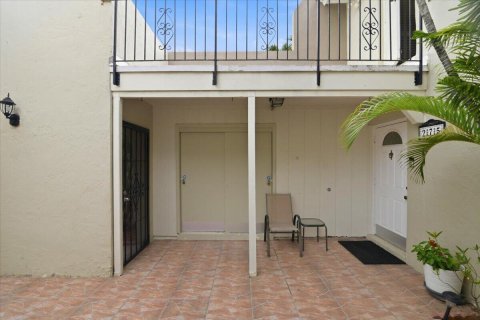 Touwnhouse à vendre à Plantation, Floride: 2 chambres, 202.06 m2 № 2250788 - photo 4