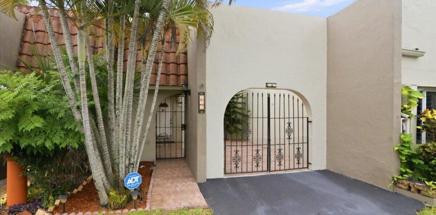 Touwnhouse à Plantation, Floride 2 chambres, 202.06 m2 № 2250788