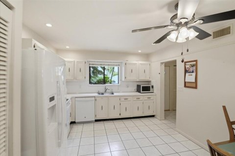 Touwnhouse à vendre à Plantation, Floride: 2 chambres, 202.06 m2 № 2250788 - photo 10