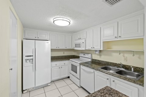 Купить кондоминиум в Ривьера-Бич, Флорида 3 комнаты, 113.25м2, № 2085491 - фото 7