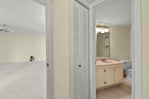 Купить кондоминиум в Ривьера-Бич, Флорида 3 комнаты, 113.25м2, № 2085491 - фото 12