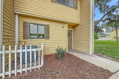 Condominio en venta en Land O' Lakes, Florida, 2 dormitorios, 95.88 m2 № 1800202 - foto 4