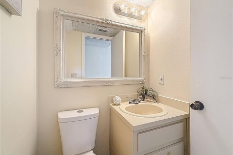Condominio en venta en Land O' Lakes, Florida, 2 dormitorios, 95.88 m2 № 1800202 - foto 13