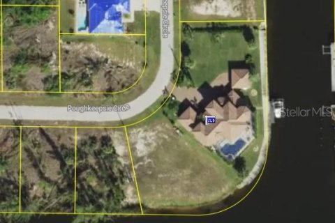 Terreno en venta en Port Charlotte, Florida № 2221424 - foto 3