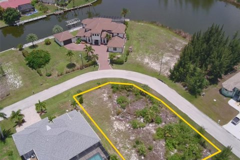 Terreno en venta en Port Charlotte, Florida № 2221424 - foto 2