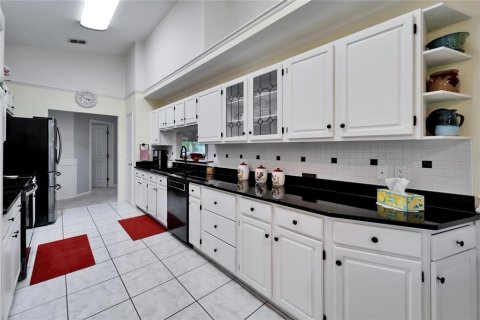 Купить виллу или дом в Лейкленд, Флорида 9 комнат, 203.92м2, № 1716916 - фото 16