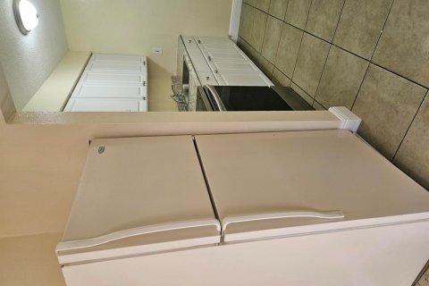 Appartement à louer à Pompano Beach, Floride: 1 chambre, 65.03 m2 № 2392465 - photo 2