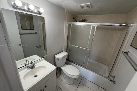 Снять в аренду кондоминиум в Хайалиа, Флорида 1 спальня, 61.32м2, № 2086339 - фото 5