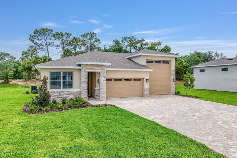 Casa en Weeki Wachee, Florida 3 dormitorios, 160.72 m2 № 2433234