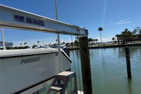 Copropriété à vendre à Madeira Beach, Floride: 2 chambres, 85.01 m2 № 1526744 - photo 14