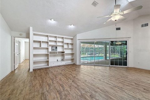 Villa ou maison à vendre à Beverly Hills, Floride: 3 chambres, 206.99 m2 № 1885612 - photo 10