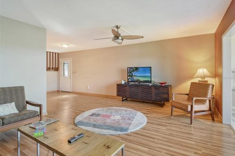Copropriété à louer à Sarasota, Floride: 3 chambres, 164.44 m2 № 1680814 - photo 11