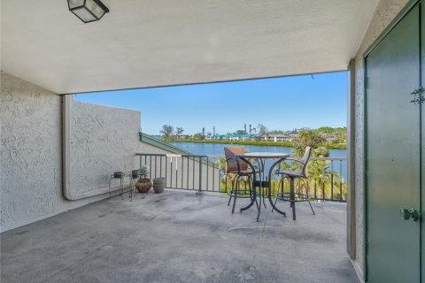 Copropriété à louer à Sarasota, Floride: 3 chambres, 164.44 m2 № 1680814 - photo 20