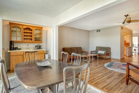 Copropriété à louer à Sarasota, Floride: 3 chambres, 164.44 m2 № 1680814 - photo 9