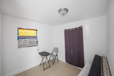 Commercial property in St. Lucie, Florida 107.02 sq.m. № 2190721 - photo 27