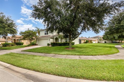 House in Kissimmee, Florida 6 bedrooms, 266.63 sq.m. № 1832755 - photo 29