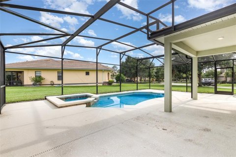 House in Kissimmee, Florida 6 bedrooms, 266.63 sq.m. № 1832755 - photo 25