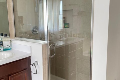 Touwnhouse à louer à Homestead, Floride: 3 chambres, 289.86 m2 № 1969767 - photo 16