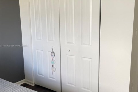 Touwnhouse à louer à Homestead, Floride: 3 chambres, 289.86 m2 № 1969767 - photo 21
