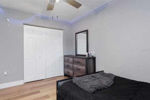 House in Largo, Florida 3 bedrooms, 151.06 sq.m. № 2215436 - photo 21