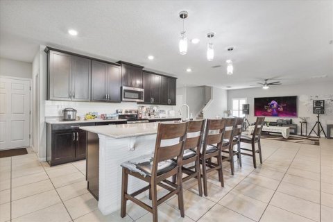 House in Davenport, Florida 6 bedrooms, 326.83 sq.m. № 1876635 - photo 22