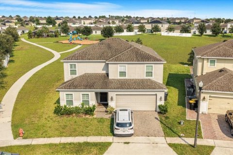 House in Davenport, Florida 6 bedrooms, 326.83 sq.m. № 1876635 - photo 6