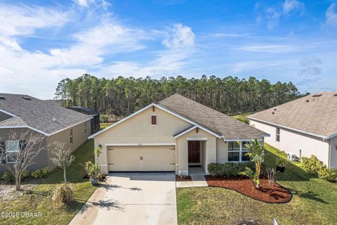 House in Port Orange, Florida 3 bedrooms, 157 sq.m. № 1775538 - photo 7