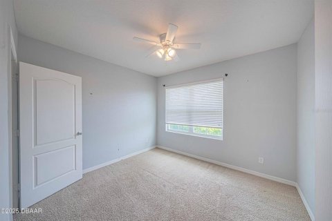 House in Port Orange, Florida 3 bedrooms, 157 sq.m. № 1775538 - photo 27
