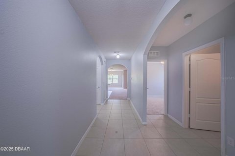 House in Port Orange, Florida 3 bedrooms, 157 sq.m. № 1775538 - photo 23