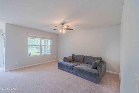 House in Port Orange, Florida 3 bedrooms, 157 sq.m. № 1775538 - photo 16