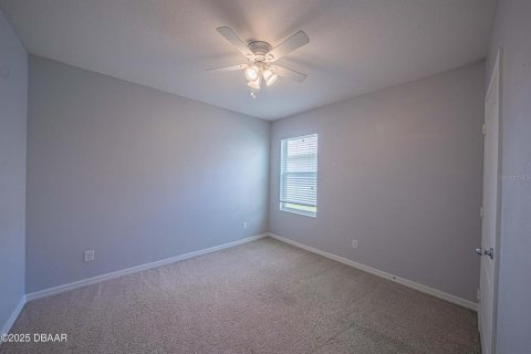 House in Port Orange, Florida 3 bedrooms, 157 sq.m. № 1775538 - photo 25