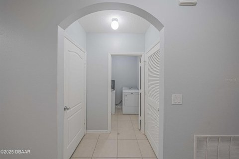 House in Port Orange, Florida 3 bedrooms, 157 sq.m. № 1775538 - photo 29