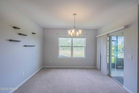 House in Port Orange, Florida 3 bedrooms, 157 sq.m. № 1775538 - photo 12