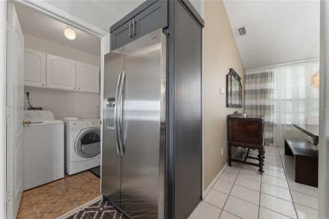 House in Kissimmee, Florida 3 bedrooms, 166.95 sq.m. № 2259281 - photo 18