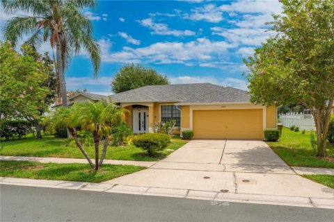 House in Kissimmee, Florida 3 bedrooms, 166.95 sq.m. № 2259281 - photo 2