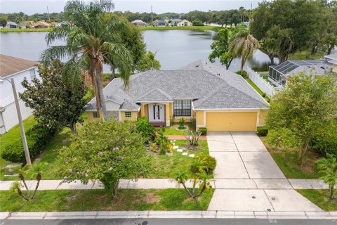 House in Kissimmee, Florida 3 bedrooms, 166.95 sq.m. № 2259281 - photo 3